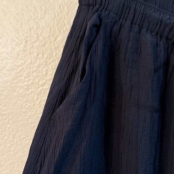 Abercrombie & Fitch Women’s Ultra High Rise Wide Leg Drawstring Trousers - Picture 3 of 5